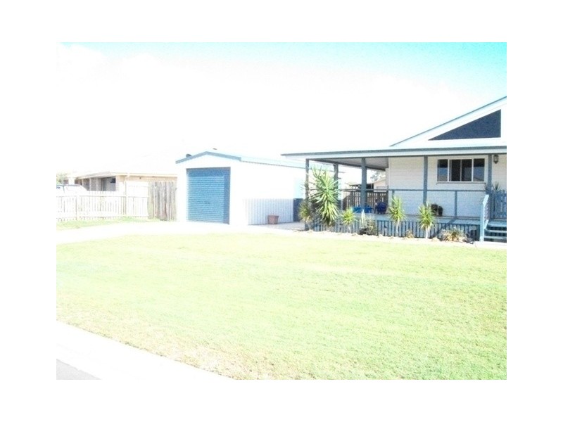 33 Sunrise Crescent, Burrum Heads QLD 4659