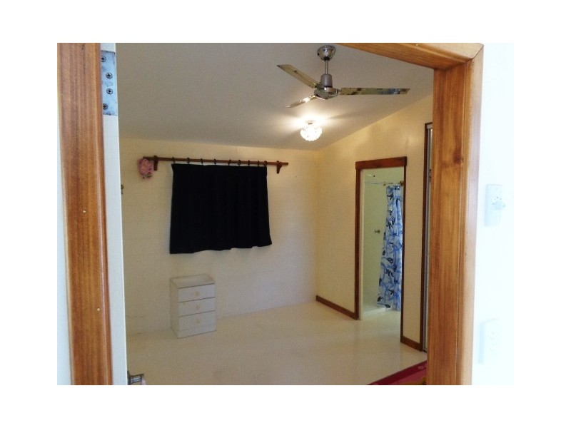 33 Orchid Drive, Burrum Heads QLD 4659