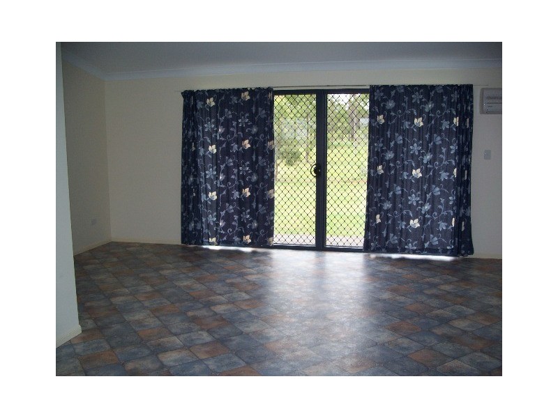 9 Oakes Drive, Burrum Heads QLD 4659