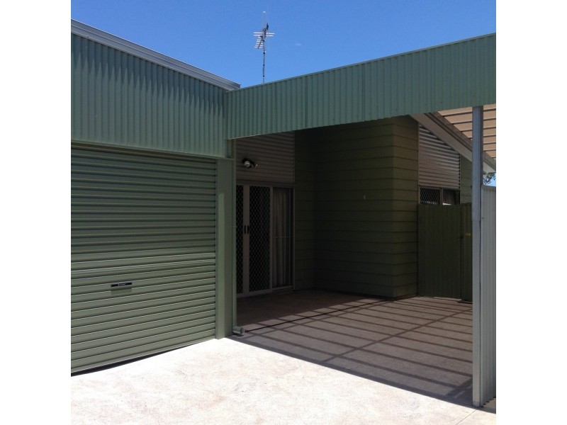 4/93 William Street, Howard QLD 4659