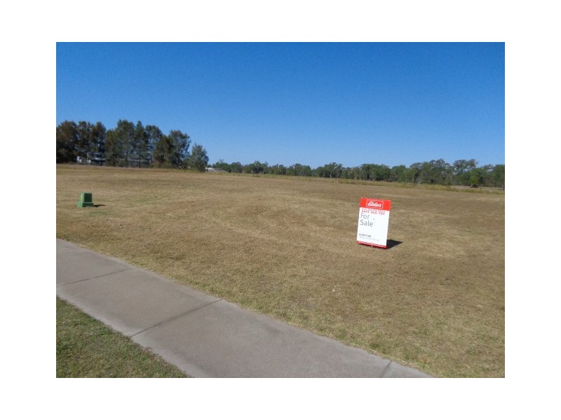 37 Northshore Av, Toogoom QLD 4655