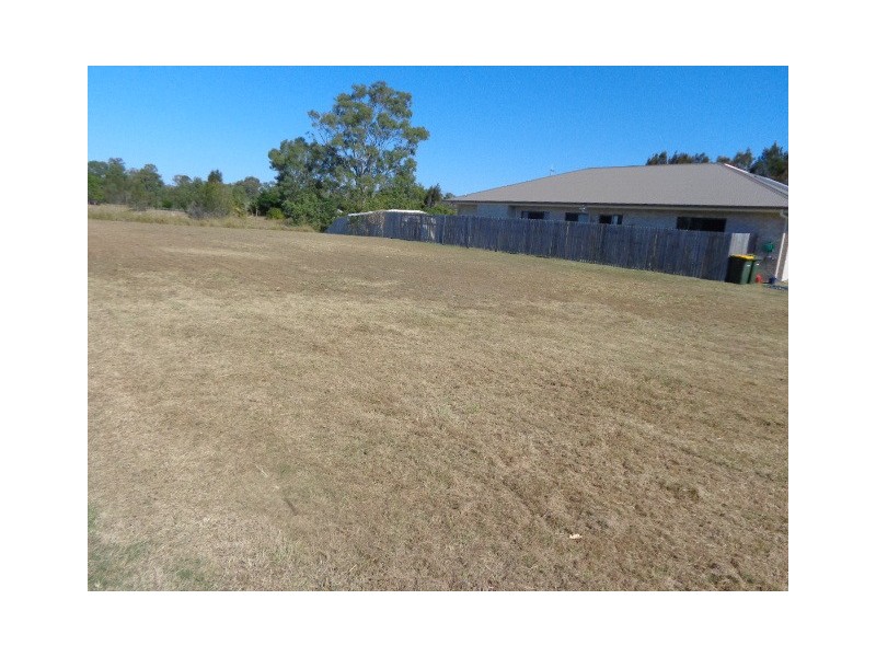 37 Northshore Av, Toogoom QLD 4655