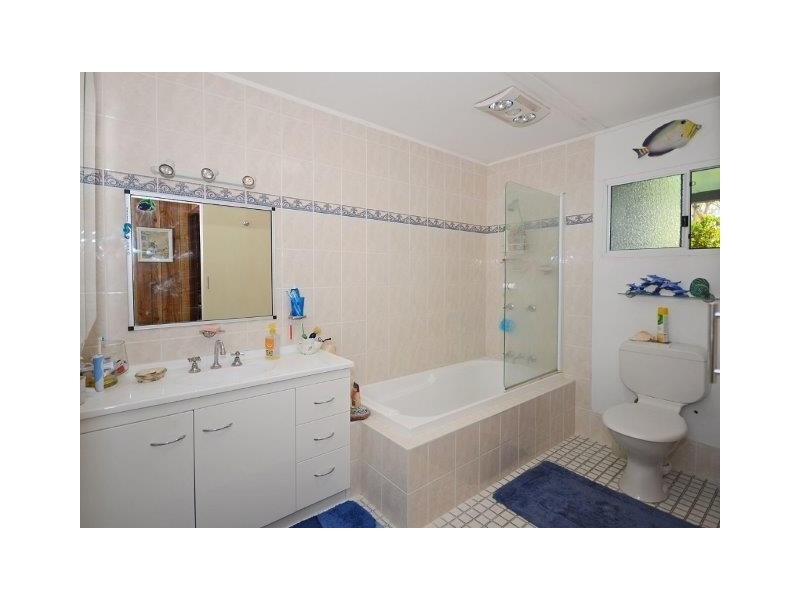 601 Burrum Heads Rd, Burrum River QLD 4659