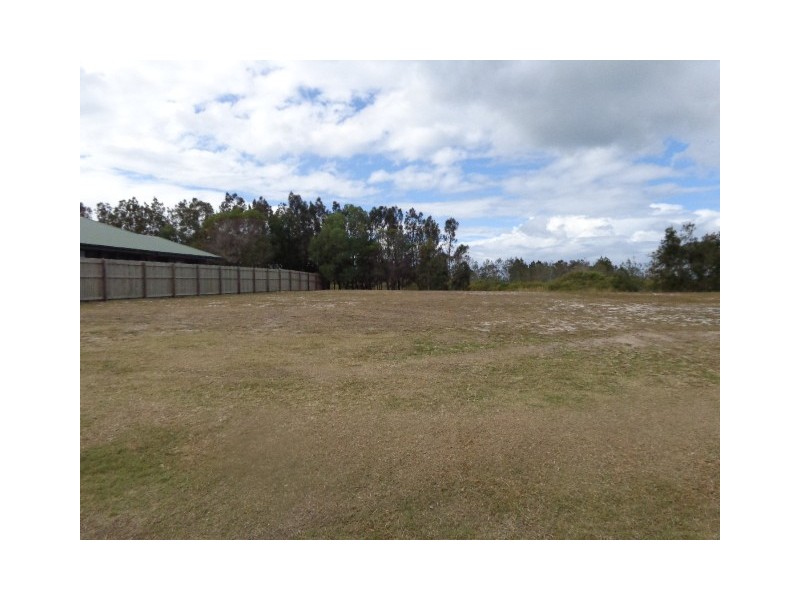 54 Beach Drive, Burrum Heads QLD 4659