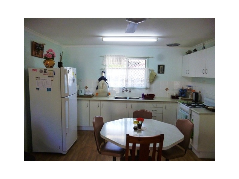 4 Hoffman Street, Burrum Heads QLD 4659