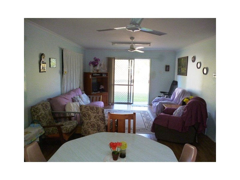 4 Hoffman Street, Burrum Heads QLD 4659