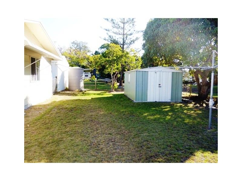 4 Hoffman Street, Burrum Heads QLD 4659