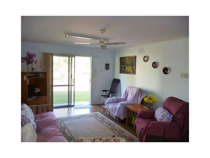 4 Hoffman Street, Burrum Heads QLD 4659