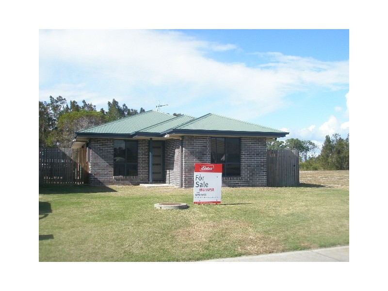 52 Beach Drive, Burrum Heads QLD 4659