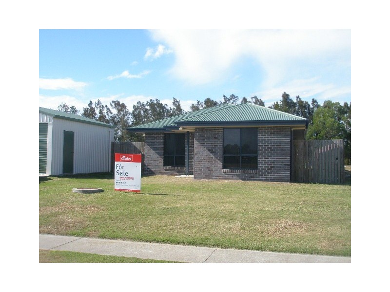 52 Beach Drive, Burrum Heads QLD 4659