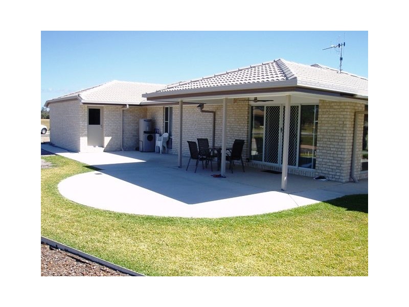 33 Sirenia Drive, Burrum Heads QLD 4659