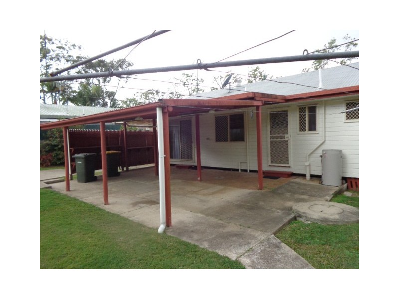 7 Howard Heights Road, Howard QLD 4659