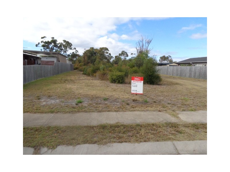 10 Lilly Pilly Dr, Burrum Heads QLD 4659