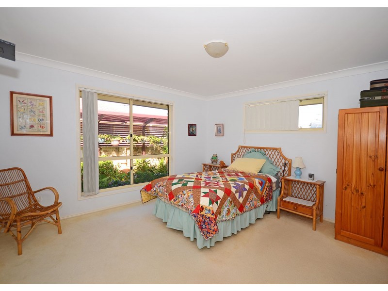 24 Sunrise Crescent, Burrum Heads QLD 4659