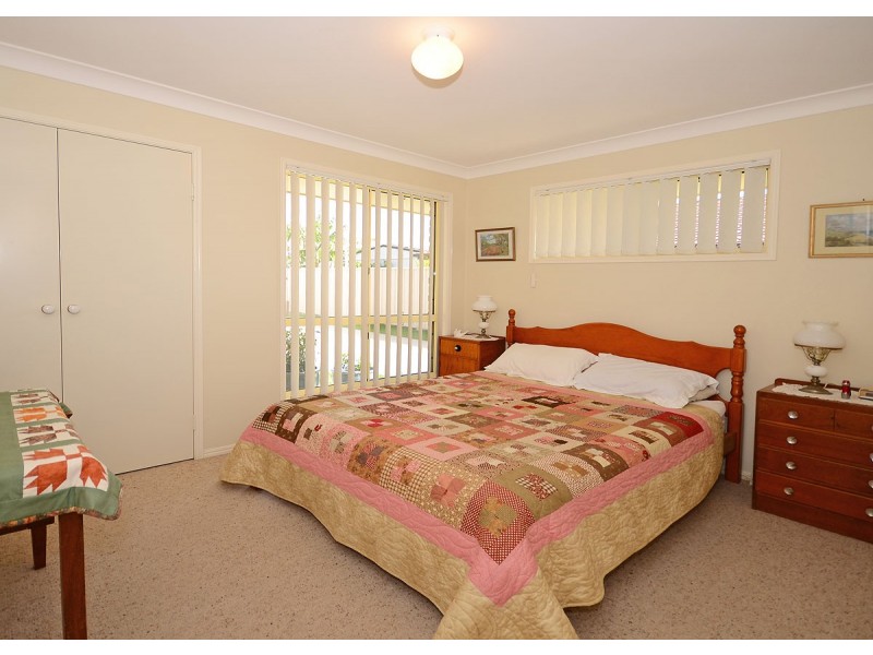24 Sunrise Crescent, Burrum Heads QLD 4659