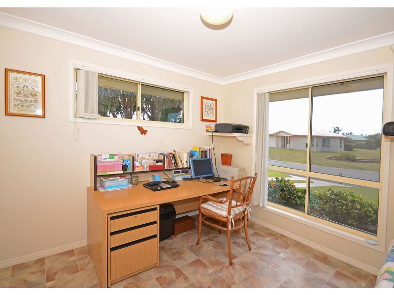 24 Sunrise Crescent, Burrum Heads QLD 4659