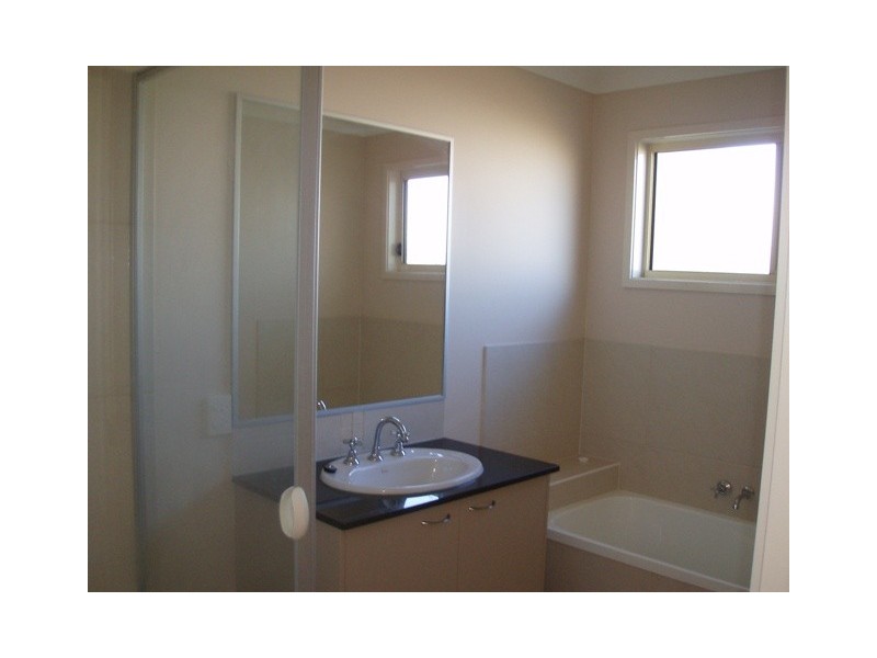 10 Swanview Court, Toogoom QLD 4655