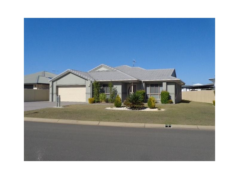 16 Louise Drive, Burrum Heads QLD 4659