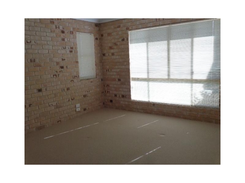 16 Louise Drive, Burrum Heads QLD 4659