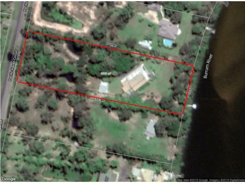 284 Pacific Haven Circuit, Pacific Haven QLD 4659