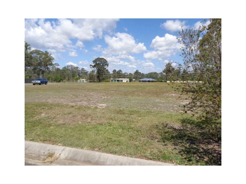2 Southfork Crct, Burrum Heads QLD 4659