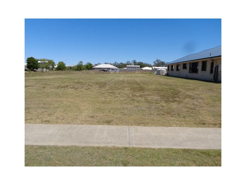 118 Riverview Dr,, Burrum Heads QLD 4659