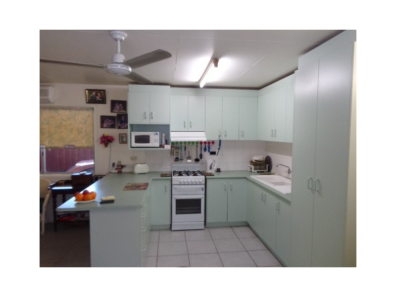 39 Burrum Heads Rd, Burrum Heads QLD 4659
