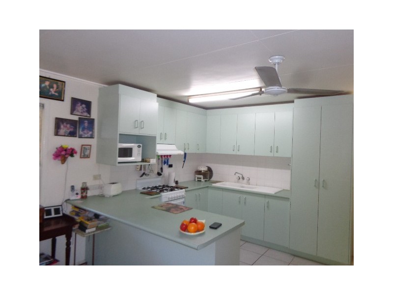 39 Burrum Heads Rd, Burrum Heads QLD 4659