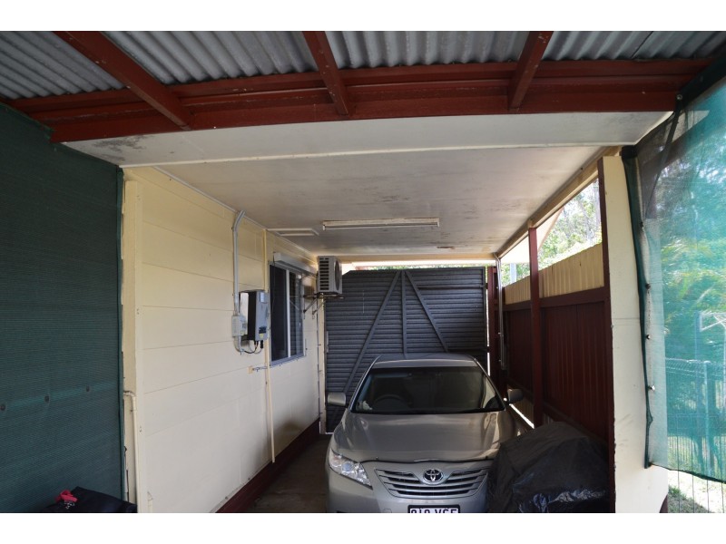 39 Burrum Heads Rd, Burrum Heads QLD 4659