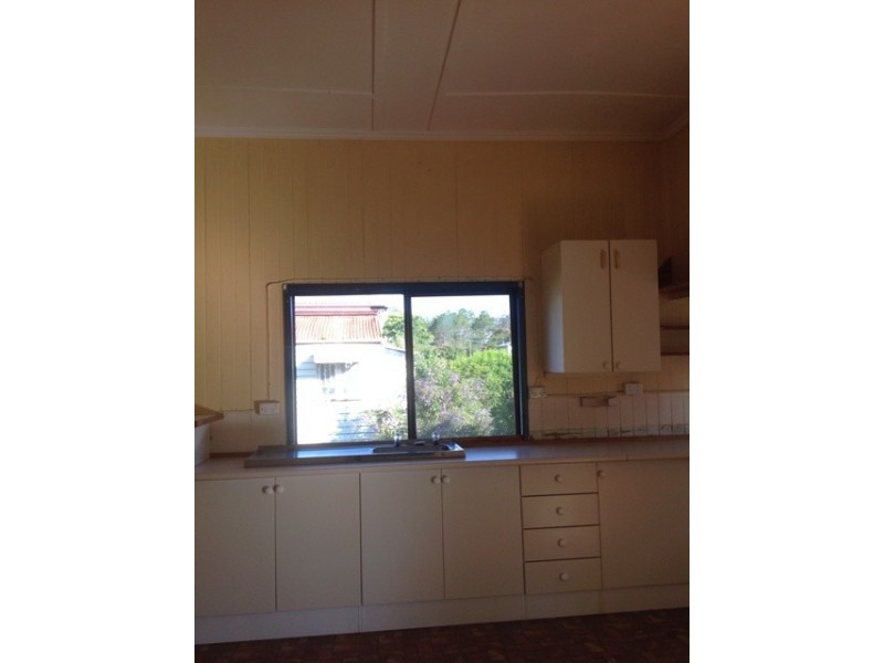 72 Thomas Street, Howard QLD 4659