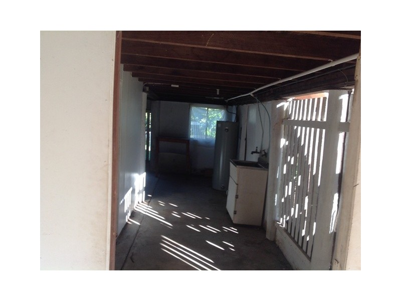 72 Thomas Street, Howard QLD 4659