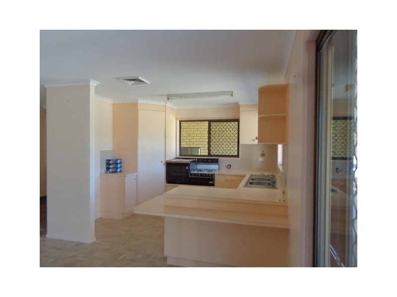 2 Hoffman Street, Burrum Heads QLD 4659