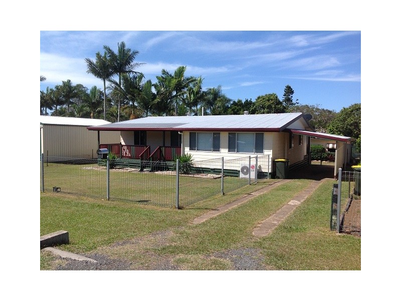 11 Charles Street, Howard QLD 4659