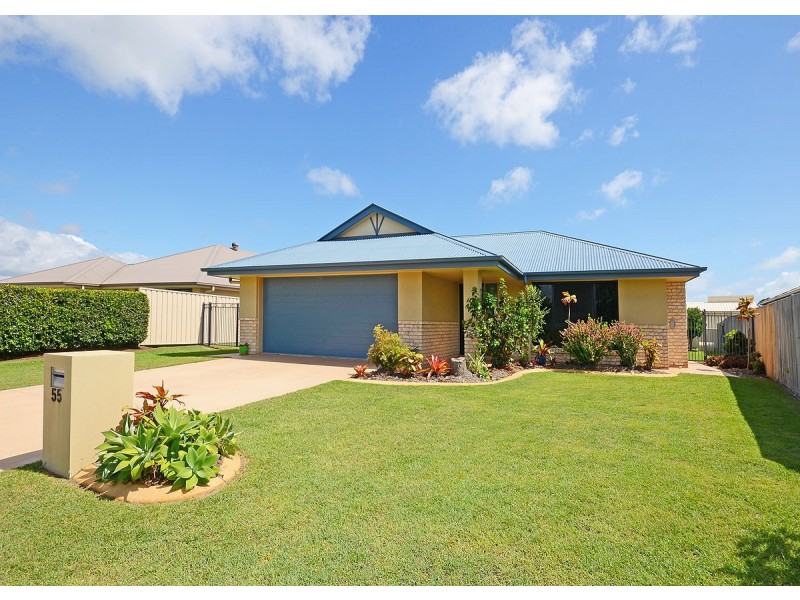 55 Lucas Drive, Burrum Heads QLD 4659