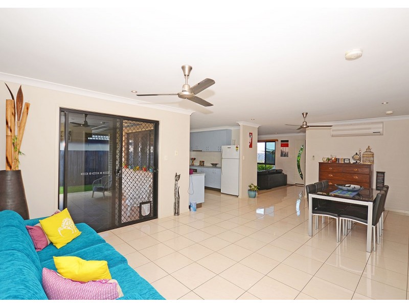 55 Lucas Drive, Burrum Heads QLD 4659