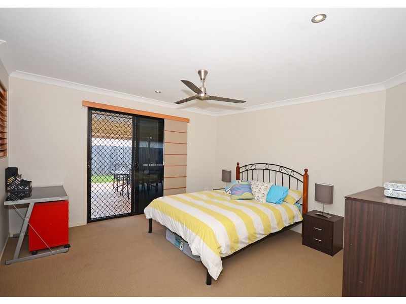 55 Lucas Drive, Burrum Heads QLD 4659