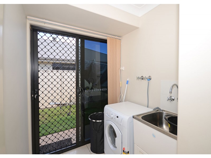 55 Lucas Drive, Burrum Heads QLD 4659