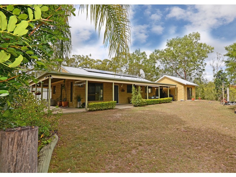 10 Coral Ave, Pacific Haven QLD 4659