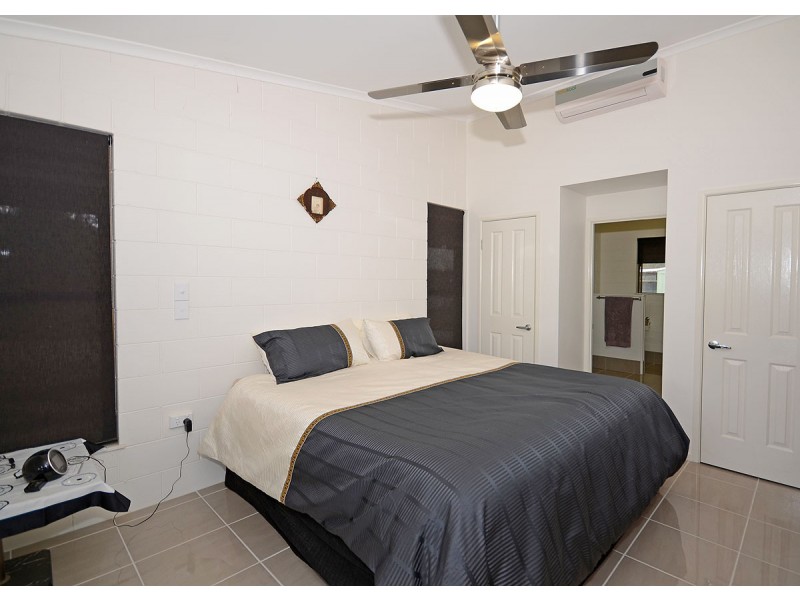 10 Coral Ave, Pacific Haven QLD 4659