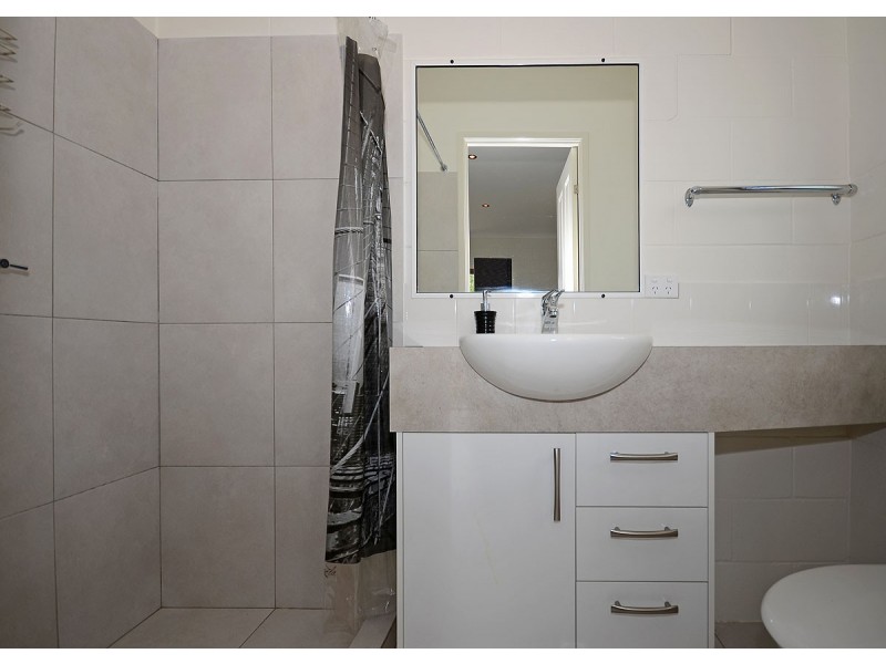 10 Coral Ave, Pacific Haven QLD 4659