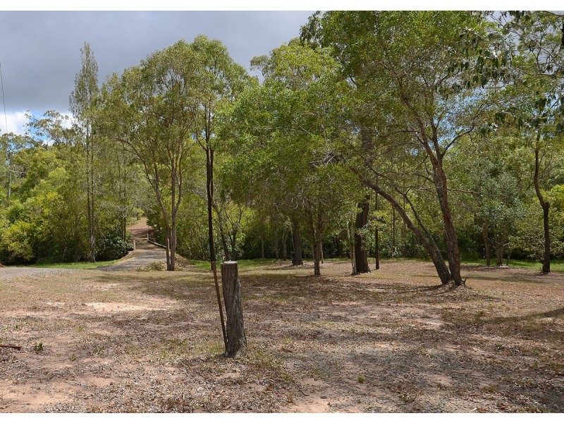 10 Coral Ave, Pacific Haven QLD 4659