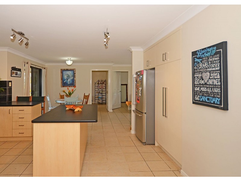 6 Dreamtime Ave, Burrum Heads QLD 4659