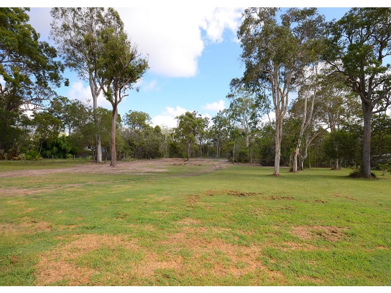 6 Dreamtime Ave, Burrum Heads QLD 4659