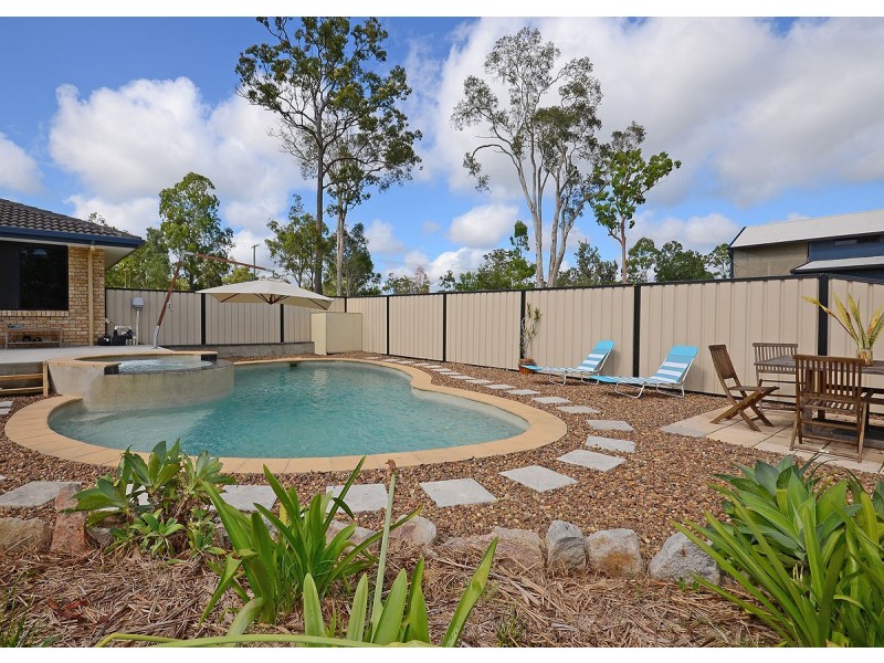 6 Dreamtime Ave, Burrum Heads QLD 4659