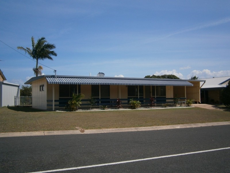 77 Riverview Drive, Burrum Heads QLD 4659