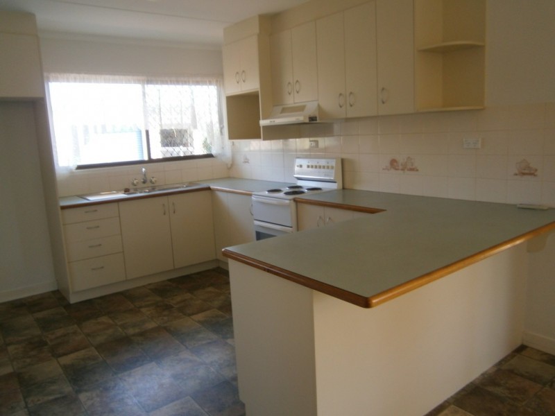 77 Riverview Drive, Burrum Heads QLD 4659
