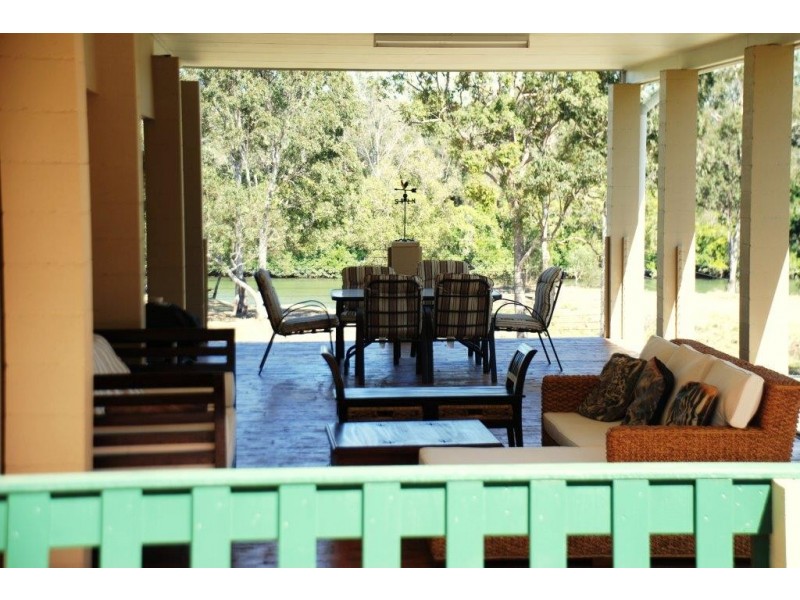 805 Burrum Heads Road, Burrum River QLD 4659