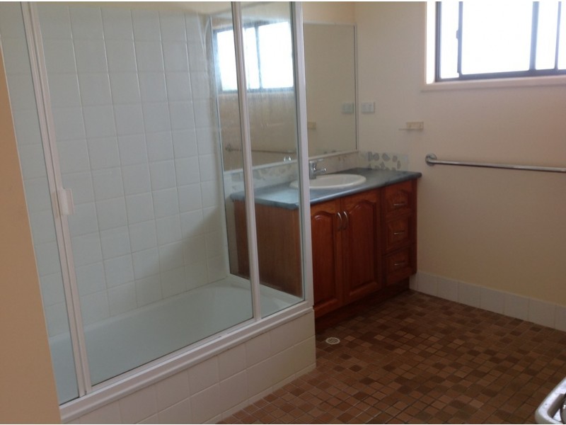 57 Riverview Drive, Burrum Heads QLD 4659