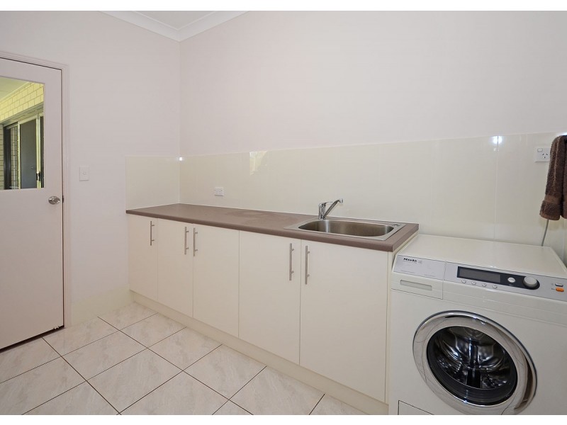 41 Raintree Ave, Burrum Heads QLD 4659