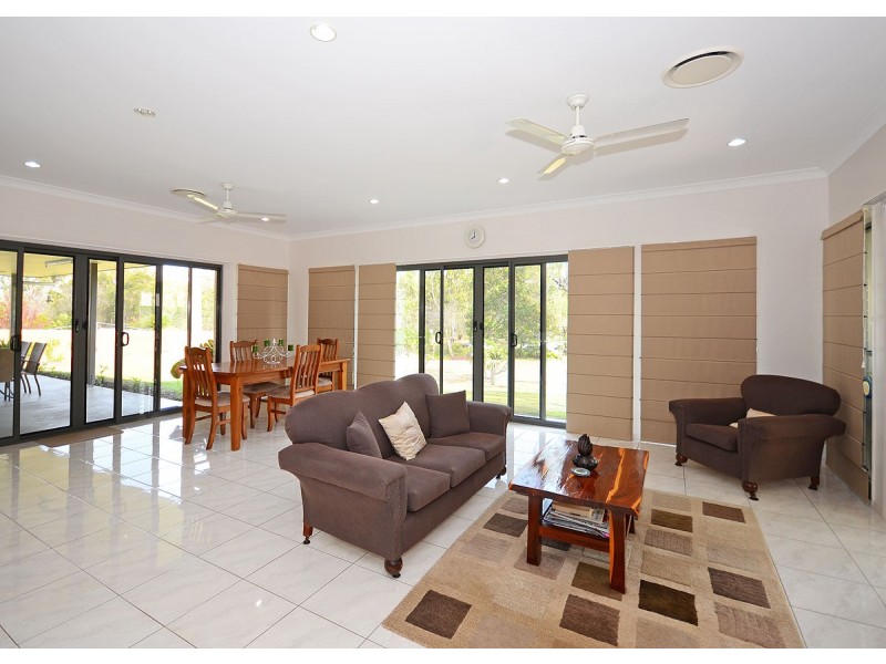 41 Raintree Ave, Burrum Heads QLD 4659